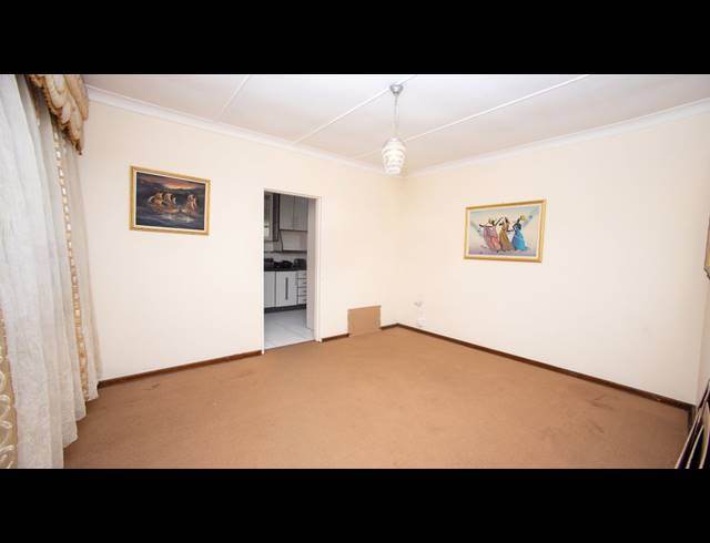 4 BEDROOM HOUSE FOR SALE IN BONNIE DOON